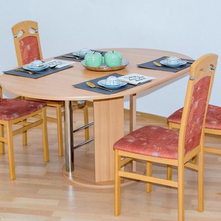 Schoene 2-Raum-Wohnung Im Zentrum Waltershausens Zewnętrze zdjęcie